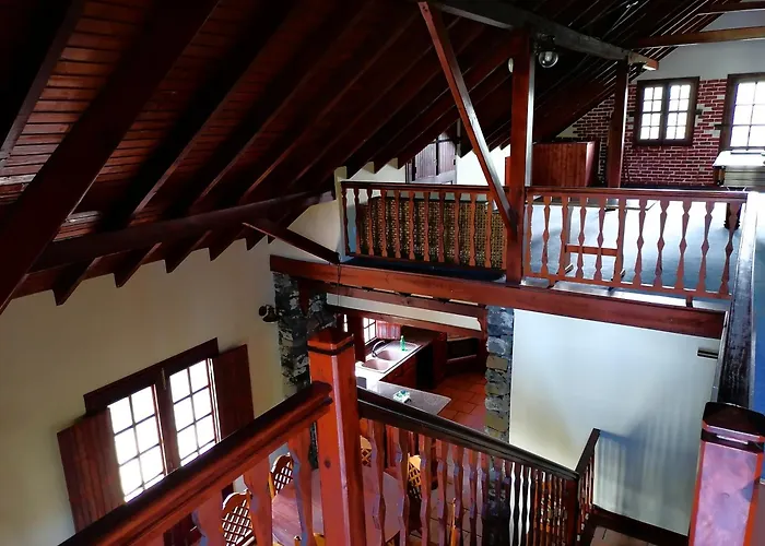 Santana, Flowers's House Chalet *