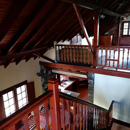 Santana, Flowers's House Chalet *